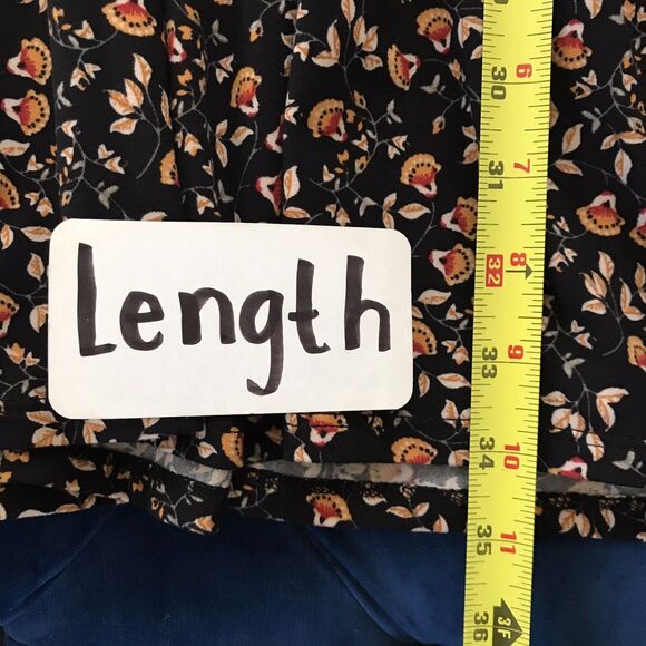 Urban Outfitters Black Ditzy Floral Short Sleeve Jersey V Neck Mini Dress NWOT M - Picture 7 of 9